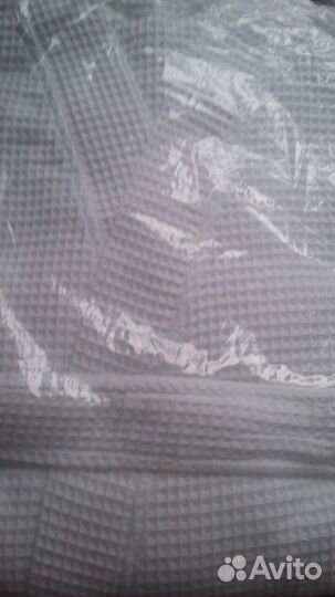 Новые халаты вафельные с капюшоном