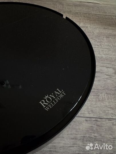 Робот пылесос