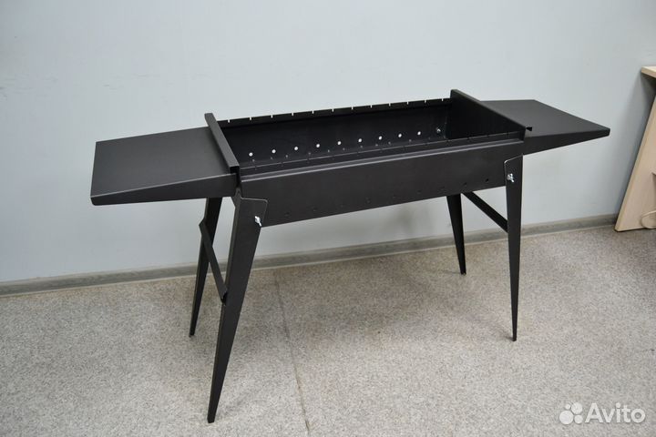 Мангал с крышкой Venturo