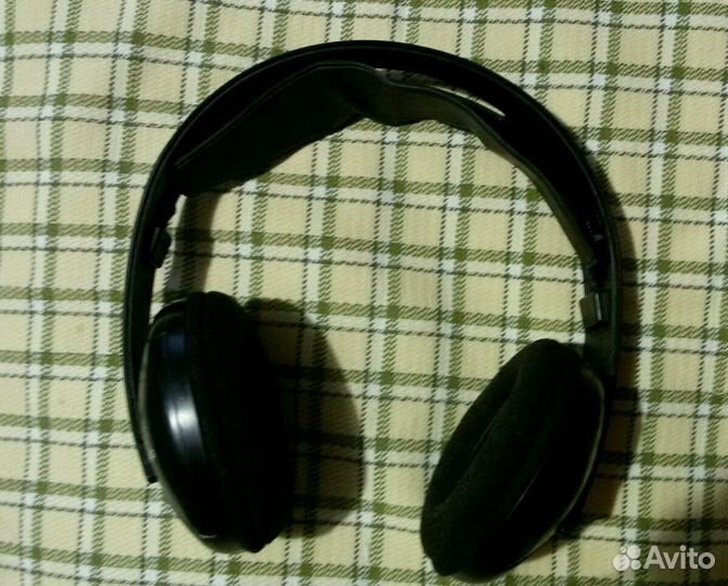 Наушники AKG K305UHF 100 Ом беспроводные