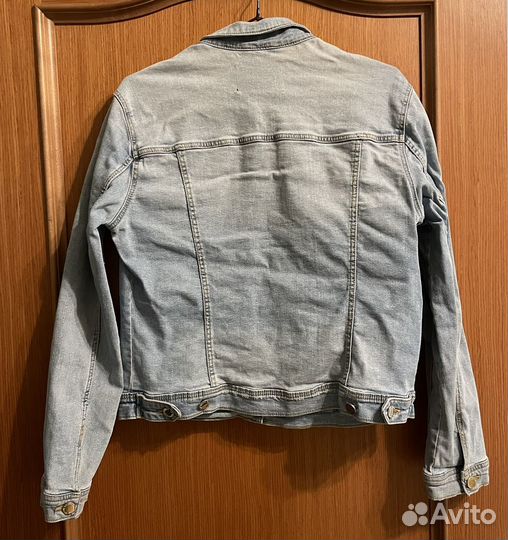 Джинсовая куртка stradivarius