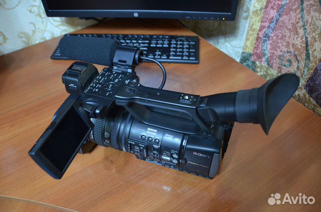 Профессиональная видеокамера sony HXR-NX3 объявление продам
