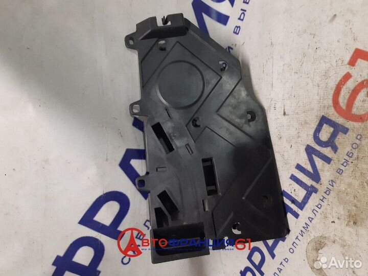 Накладка парприза, 9680933880 citroen berlingo, 30