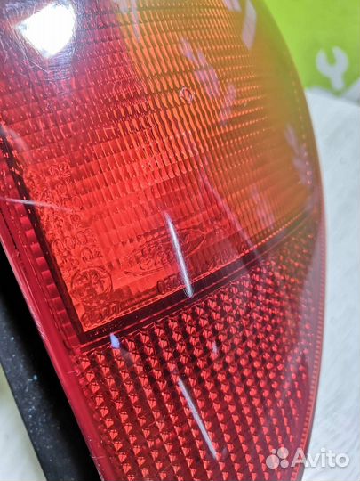 Фонарь задний правый Форд Мондео 3