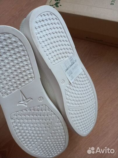 Кеды белые