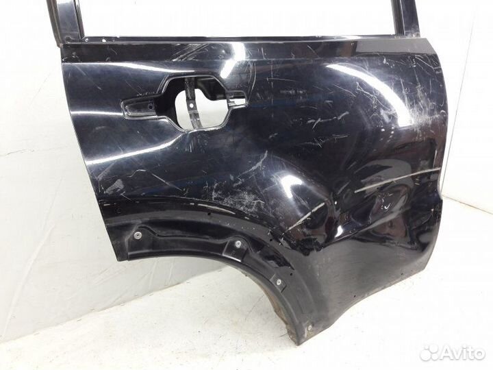 Дверь задняя правая Mitsubishi Pajero 4 V90 2006