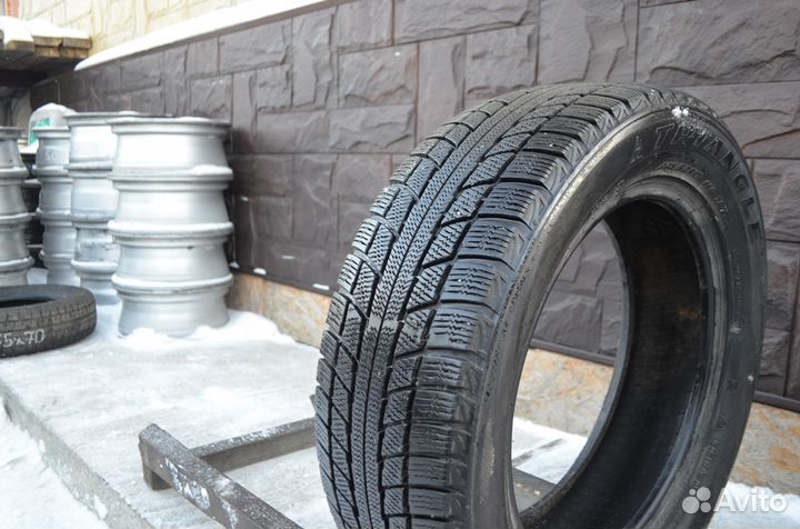 Triangle TR777 225/60 R17