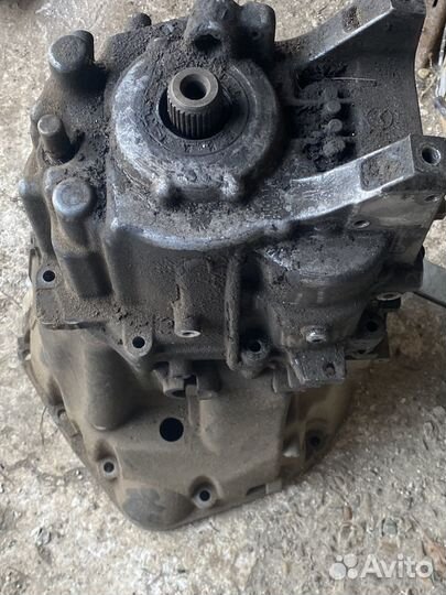 Коробка на запчасти на mercedes vito 2014