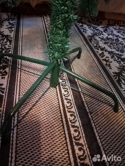 Ель-сосна искуственная