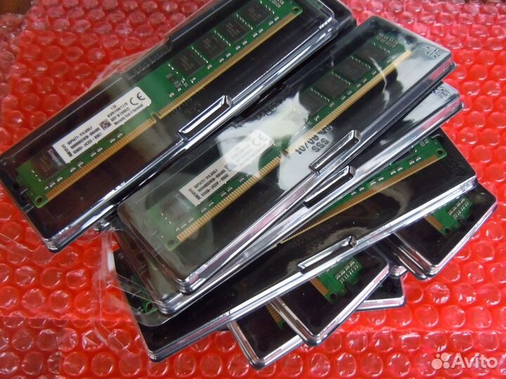 Память DDR3 8 Гб 1600 1333 MHz Kingston