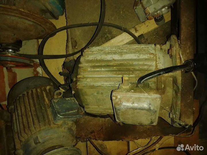 Моторы разные кВт, пила циркулярка