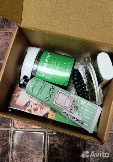 Подарочный бокс косметика для женщин