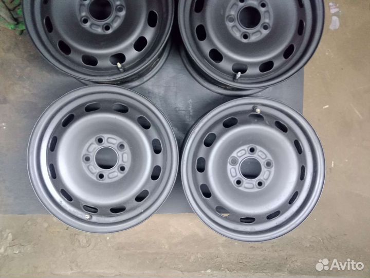 Диски r15 штампованные