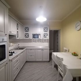 2-к. квартира, 62,5 м², 9/9 эт.