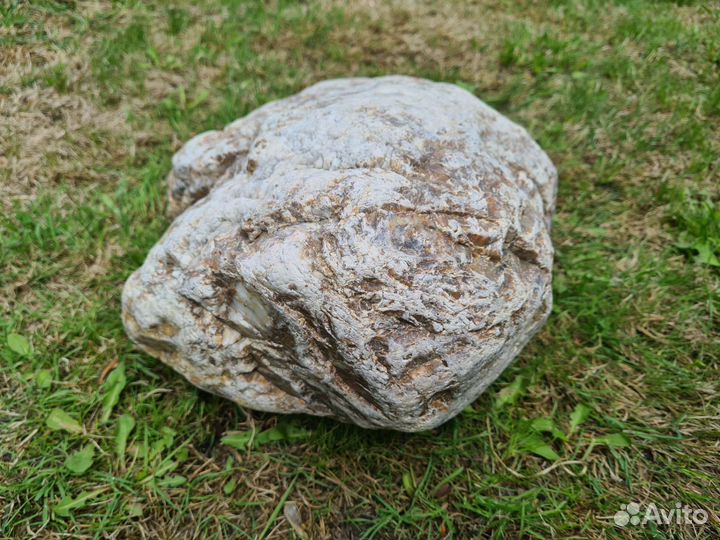 Камень с Катуни Горный Алтай