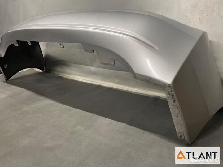 Бампер задний toyota prius