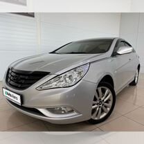 Hyundai Sonata 2.0 AT, 2011, 219 500 км, с пробегом, цена 990 000 руб.