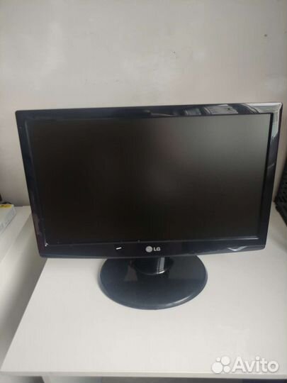 Монитор LG