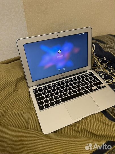 Apple MacBook Air 11 2010