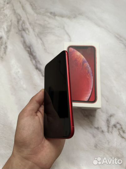 Телефон iPhone Xr 64Gb