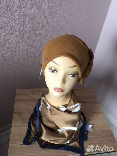 Шапка женская трикотаж новая