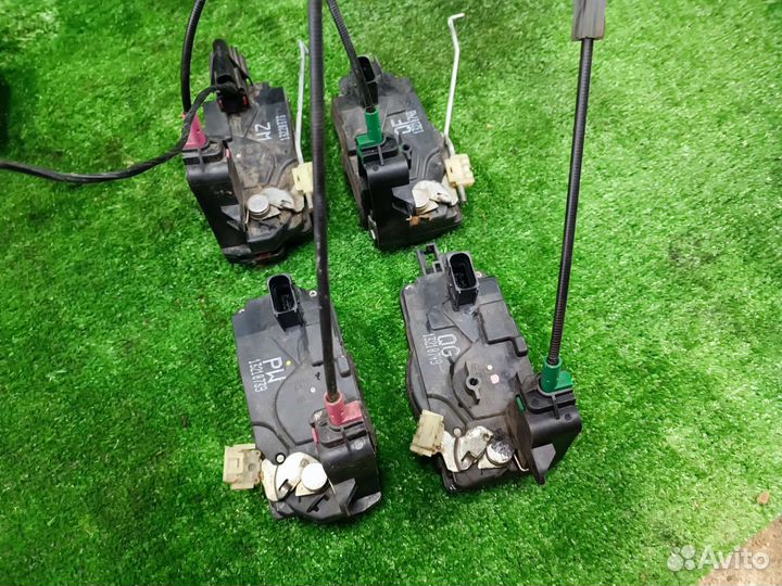 Замки дверей Опель Зафира Б