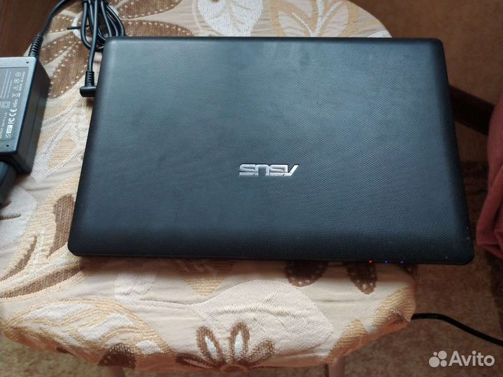 Нетбук Asus eee pc X101H