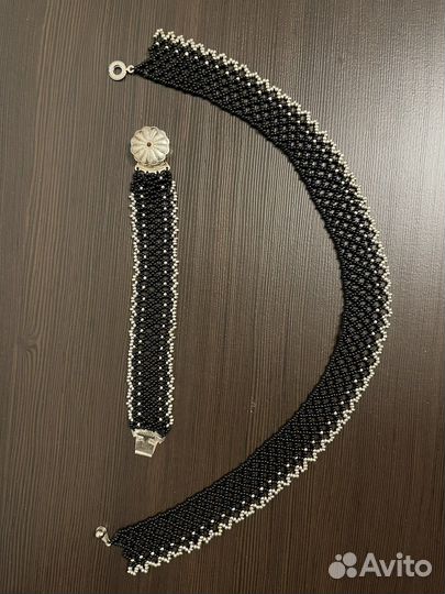 Ожерелье и браслет из биссера