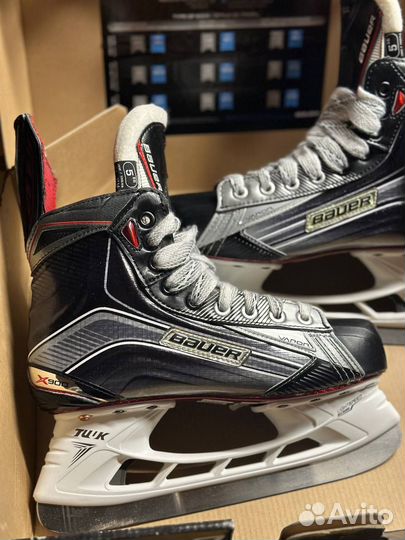 Коньки Bauer vapor x900, INT, новые