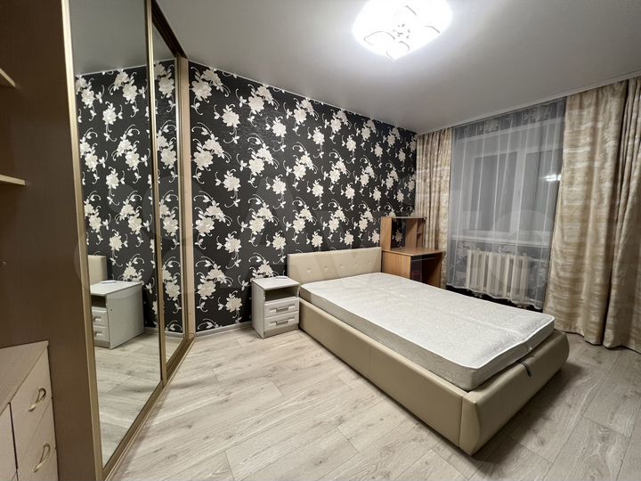 2-к. квартира, 65 м², 6/9 эт.