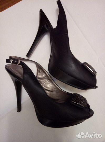 Босоножки вечерние