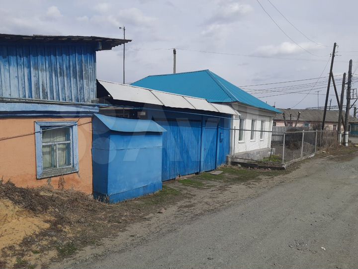 Дом 58 м² на участке 9 сот.