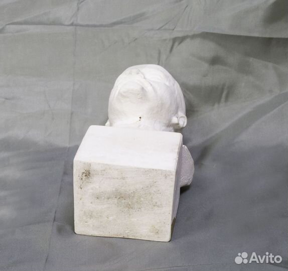 Бюст Ленин, гипс, высота 13 см