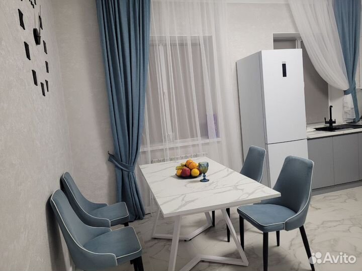 Стулья кухонные мягкие 4 шт