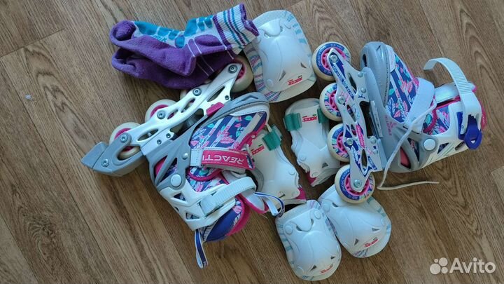 Роликовые детские коньки и защита