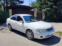 Nissan Bluebird Sylphy 1.5 AT, 2001, 330 000 км, с пробегом, ц�ена 255 000 руб.