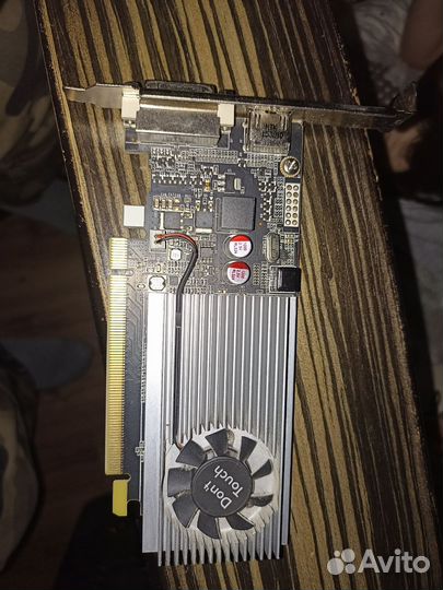 Видеокарта gt 720 2g