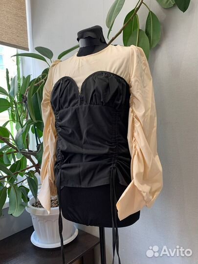 Блузка женская новая 44