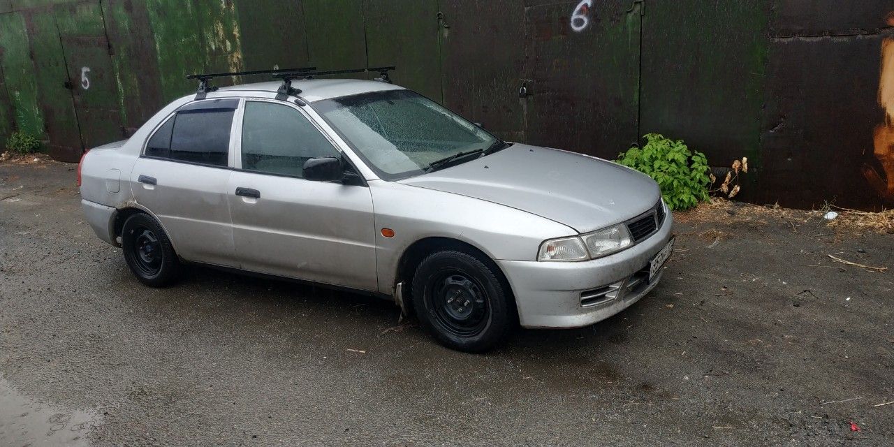 Mitsubishi Lancer: фото владельца