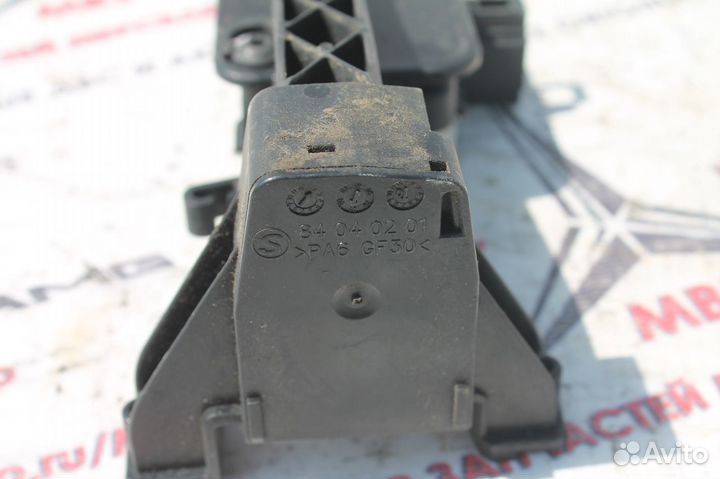 Привод лючка бензобака мерседес w221