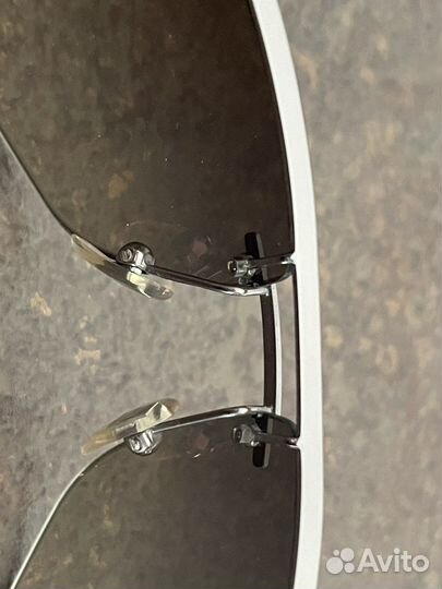 Солнцезащитные очки Alexander McQueen