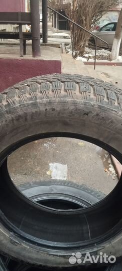 Bridgestone Blizzak MZ-03 235/65 R17