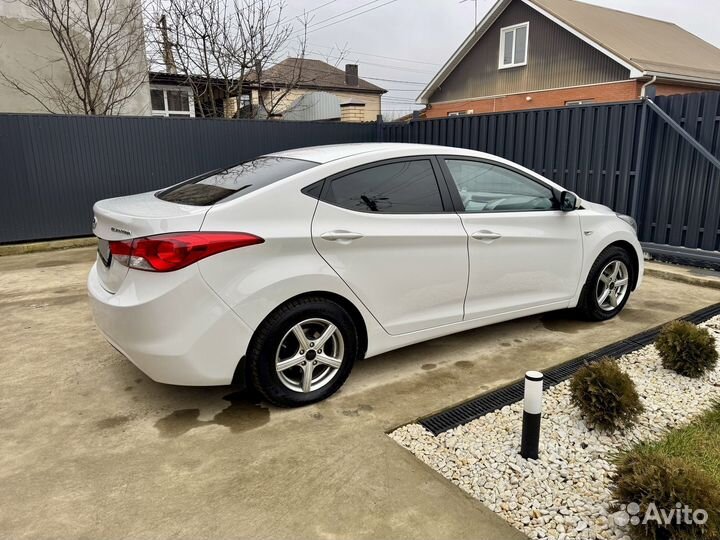 Hyundai Elantra 1.6 МТ, 2012, 148 000 км