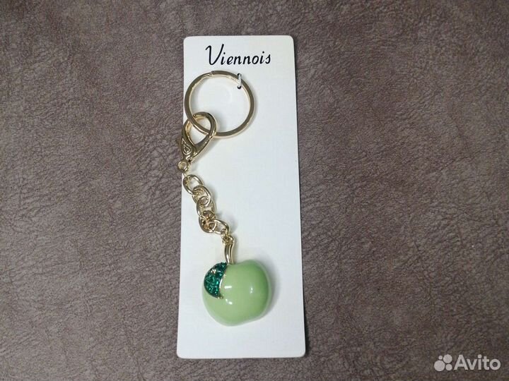 Брелок для ключей женский Viennois Яблоко