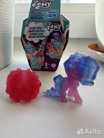 My Little Pony кольцо с сюрпризом Иззи Мунбоу