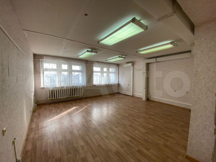 Офисные помещения, 180 м²
