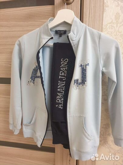 Спортивный костюм для девочки 134-140