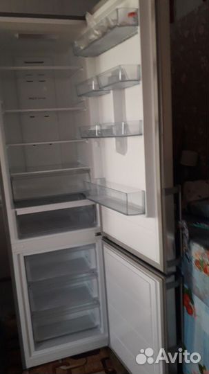 Продается холодильник