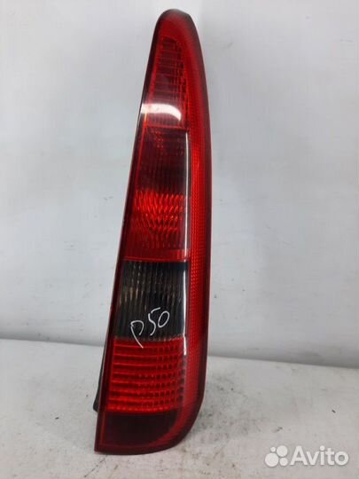 Фонарь задний правый Ford Fusion хэтчбэк 5 дв. 1.4