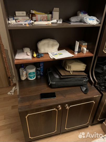 Шкаф с антресолью